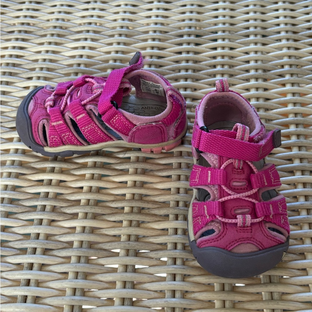 Keen Kids Pink Sandals Toddler Size 5